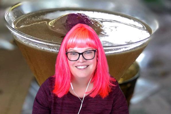 Melissa McVicker with a virtual background of a honey cocktail