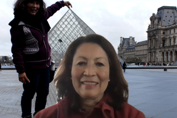 Sustain Tsoi with a virtual background of Louvre museum